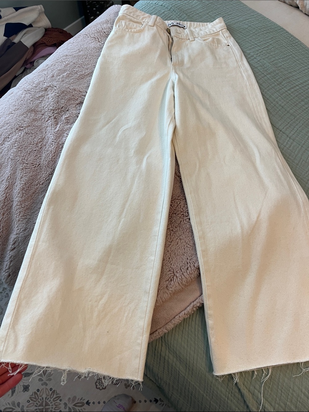 Zara Cream Wide-Leg Flare Jeans